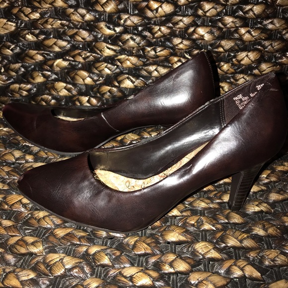 🖤 Black heels 🖤 - Picture 2 of 6